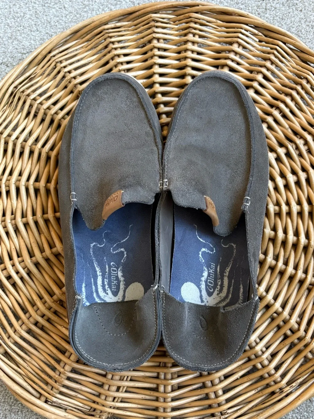 OluKai NaluKai Kala Charcoal Grey Men’s Slip On Suede Loafers Size 11.5